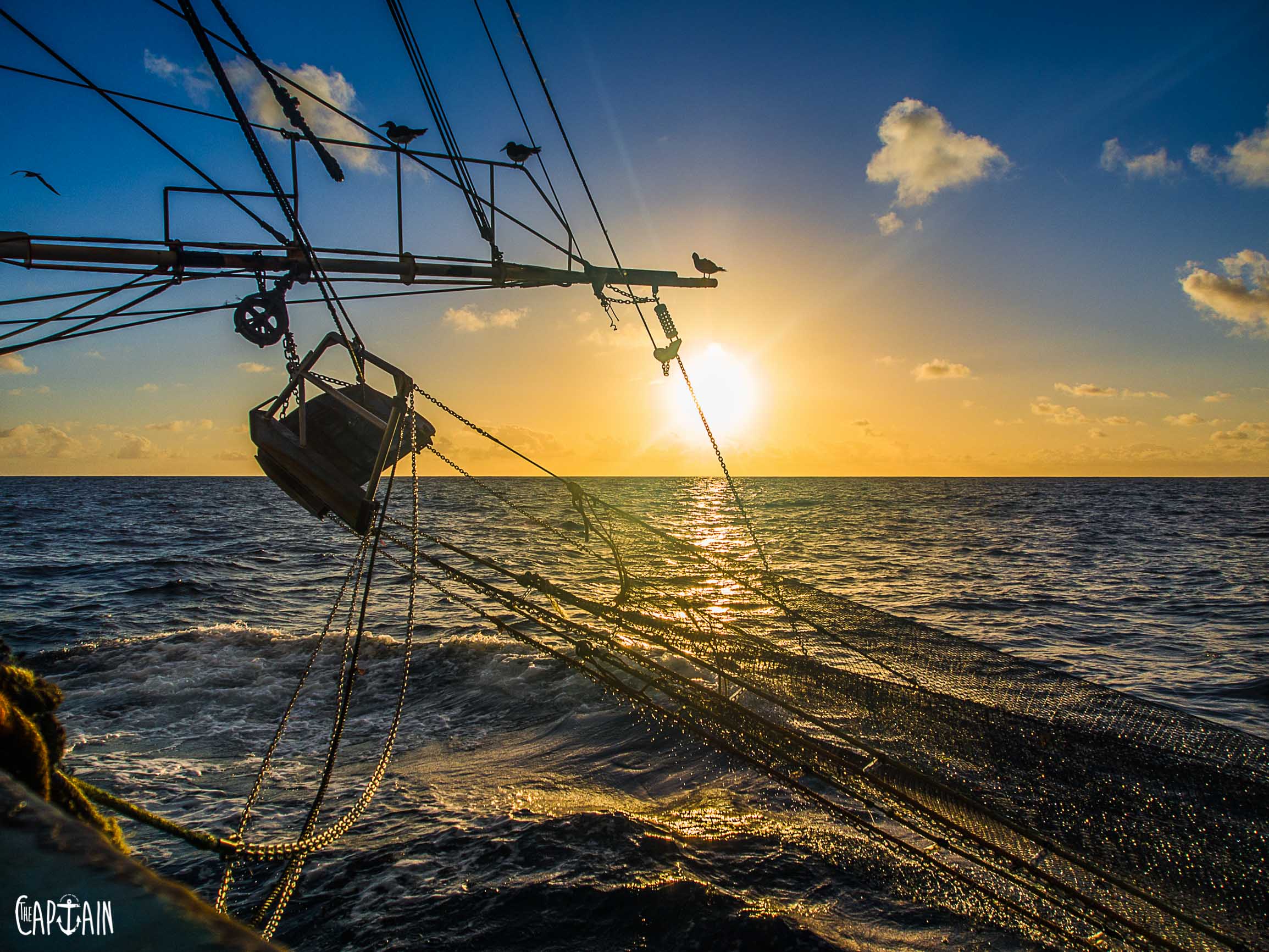 trawler sunrise (1 of 1)
